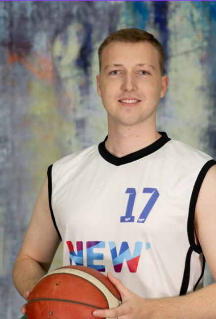 17 Jonathan Broer